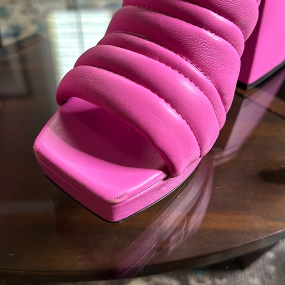 Circus NY Women's, Marlie Sandal in‎ Pink size 6.5 - Picture 16 of 16